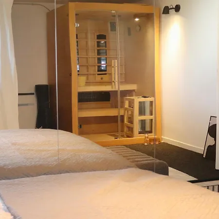 Lu House, Apartma *